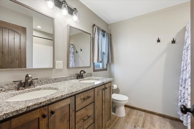 1755 Otter Way, New Richmond, WI 54017