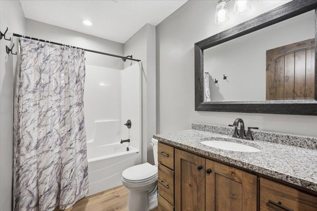1755 Otter Way, New Richmond, WI 54017