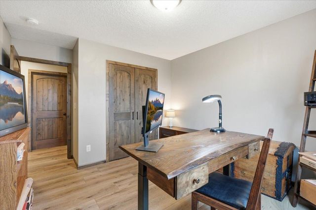 1755 Otter Way, New Richmond, WI 54017