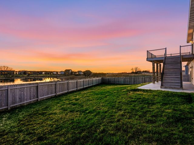 1755 Otter Way, New Richmond, WI 54017
