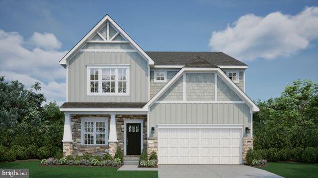 2 REGENT CIR, Hagerstown, MD 21742