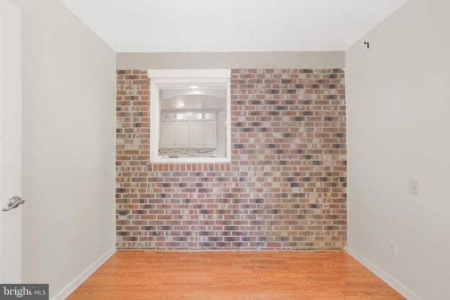 2 ADAM CT, Fredericksburg, VA 22405
