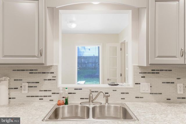 2 ADAM CT, Fredericksburg, VA 22405