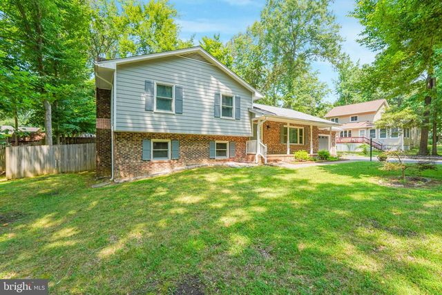 2 ADAM CT, Fredericksburg, VA 22405
