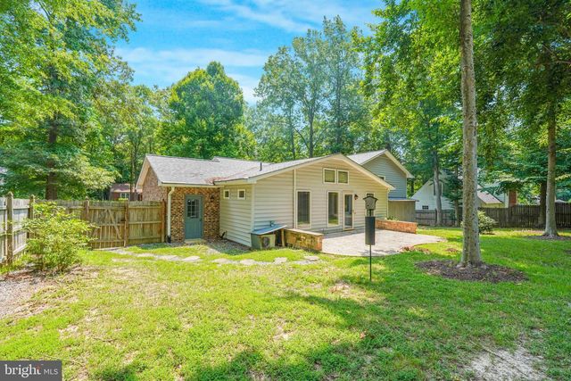 2 ADAM CT, Fredericksburg, VA 22405
