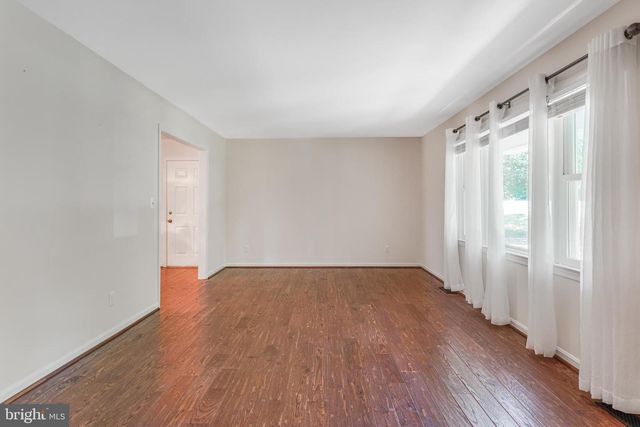 2 ADAM CT, Fredericksburg, VA 22405