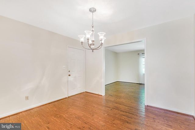 2 ADAM CT, Fredericksburg, VA 22405