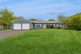 7 Austin Street, Bellport, NY 11713