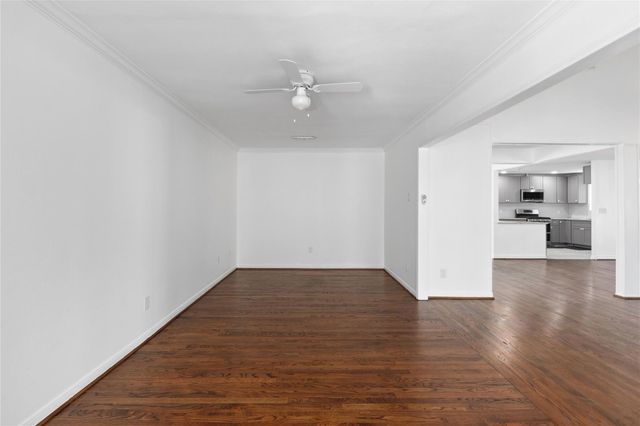500 Shirleen Drive, Seabrook, TX 77586