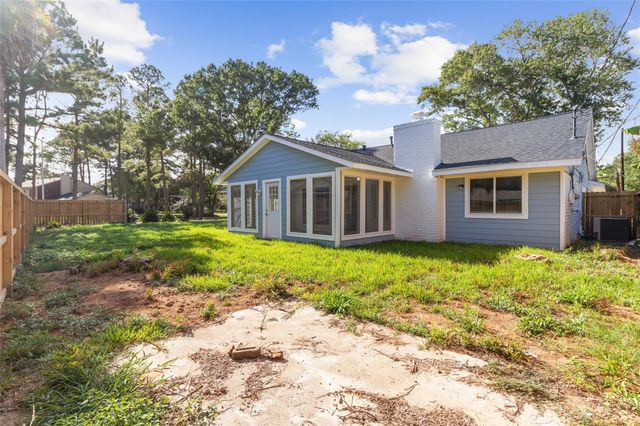 500 Shirleen Drive, Seabrook, TX 77586