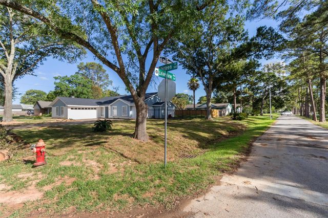 500 Shirleen Drive, Seabrook, TX 77586