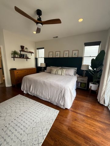 2302 W North Avenue 2W, Chicago, IL 60647