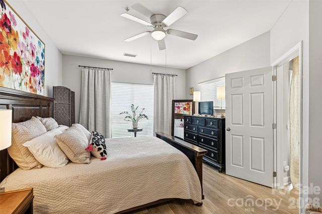 18824 Nautical Drive 28, Cornelius, NC 28031