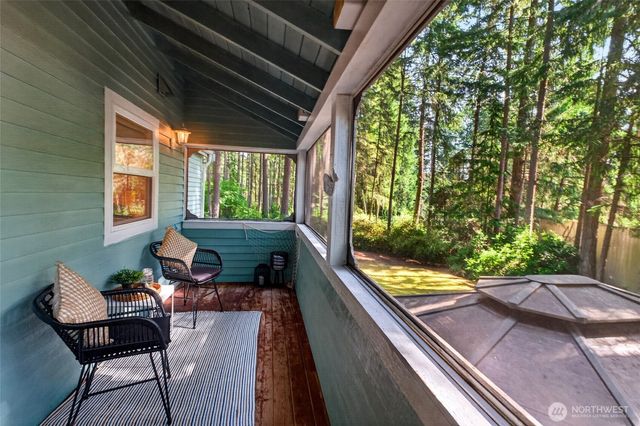 11108 110th Street Ct, Anderson Island, WA 98303