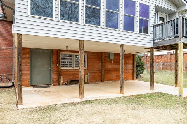 389 Ashton Drive, Athens, GA 30606