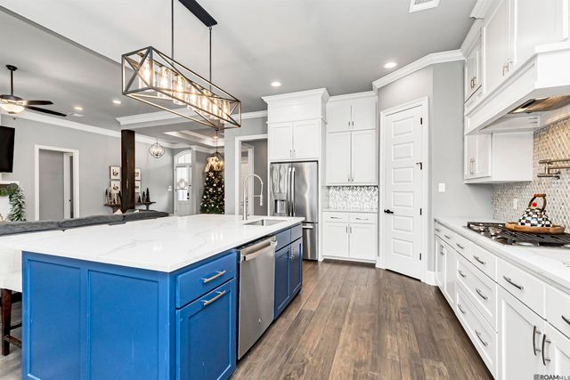 37359 Cypress Hollow Ave, Prairieville, LA 70769