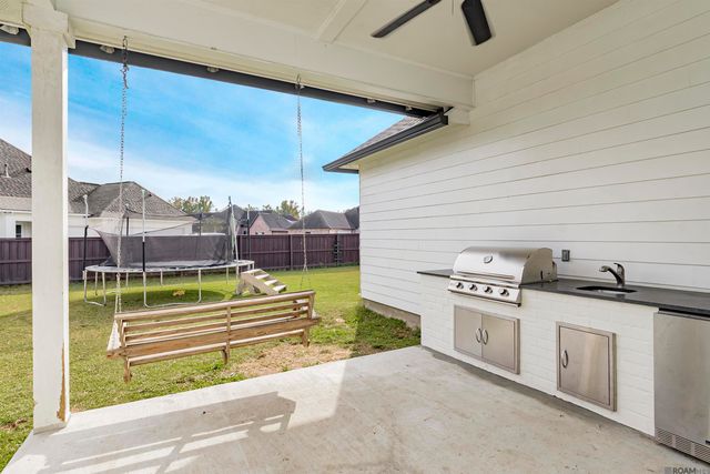 37359 Cypress Hollow Ave, Prairieville, LA 70769