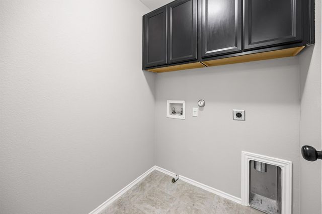 218 Lyre Leaf DR, Buda, TX 78610