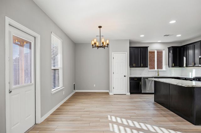 218 Lyre Leaf DR, Buda, TX 78610