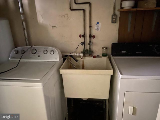 335 N GRANTLEY ST, Baltimore, MD 21229