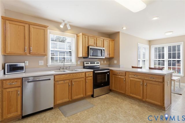 7854 Willow Walk Dr, Chesterfield, VA 23832