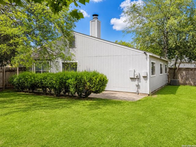 9839 VALLEY CABIN, San Antonio, TX 78250
