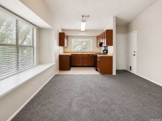 9839 VALLEY CABIN, San Antonio, TX 78250