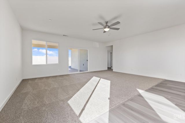 7940 Blueberry Avenue, Bakersfield, CA 93313