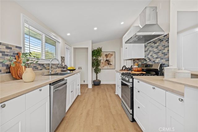 935 S Nutwood Street, Anaheim, CA 92804