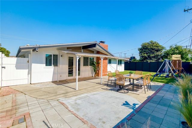 935 S Nutwood Street, Anaheim, CA 92804