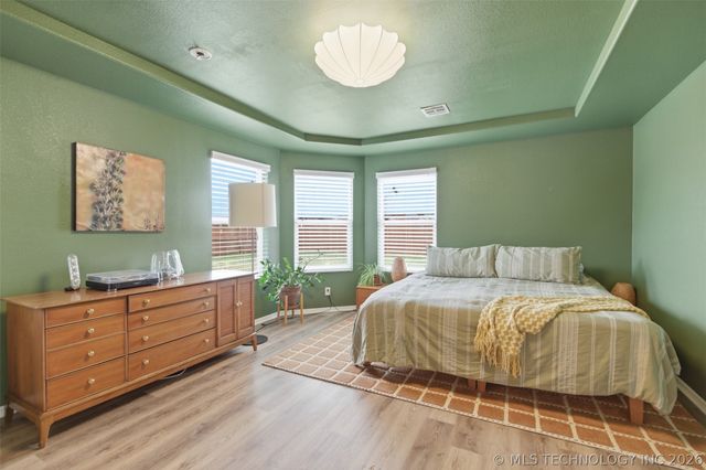 14611 E 111th Court N, Owasso, OK 74055