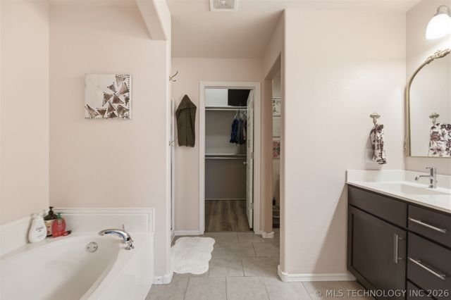 14611 E 111th Court N, Owasso, OK 74055