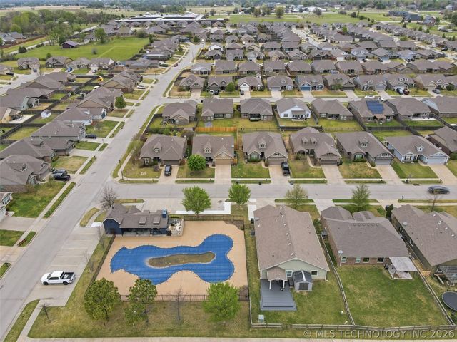 14611 E 111th Court N, Owasso, OK 74055