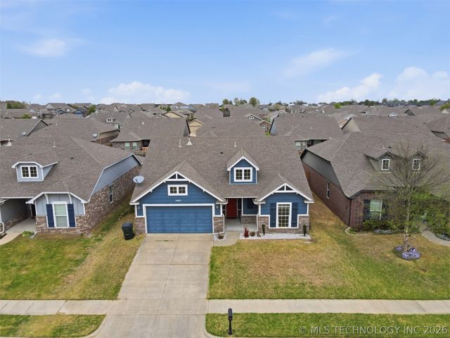 14611 E 111th Court N, Owasso, OK 74055