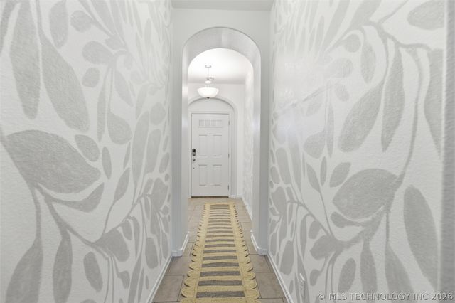 14611 E 111th Court N, Owasso, OK 74055