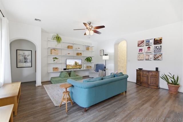 14611 E 111th Court N, Owasso, OK 74055