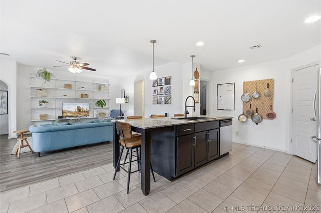 14611 E 111th Court N, Owasso, OK 74055