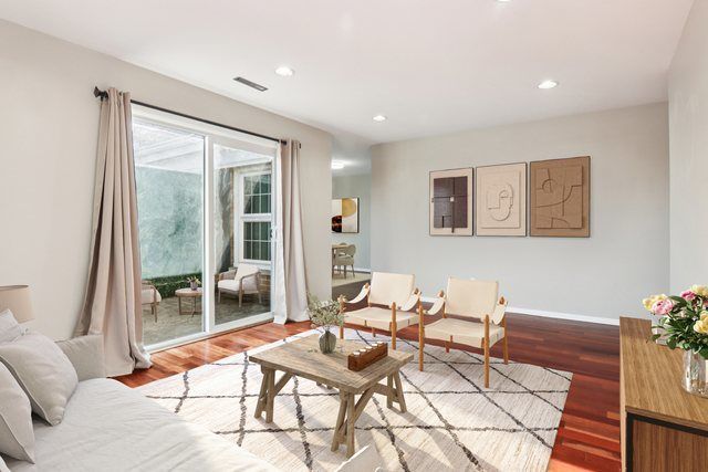 530 Devonshire Lane 13, Crystal Lake, IL 60014