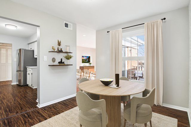 530 Devonshire Lane 13, Crystal Lake, IL 60014