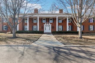 530 Devonshire Lane 13, Crystal Lake, IL 60014