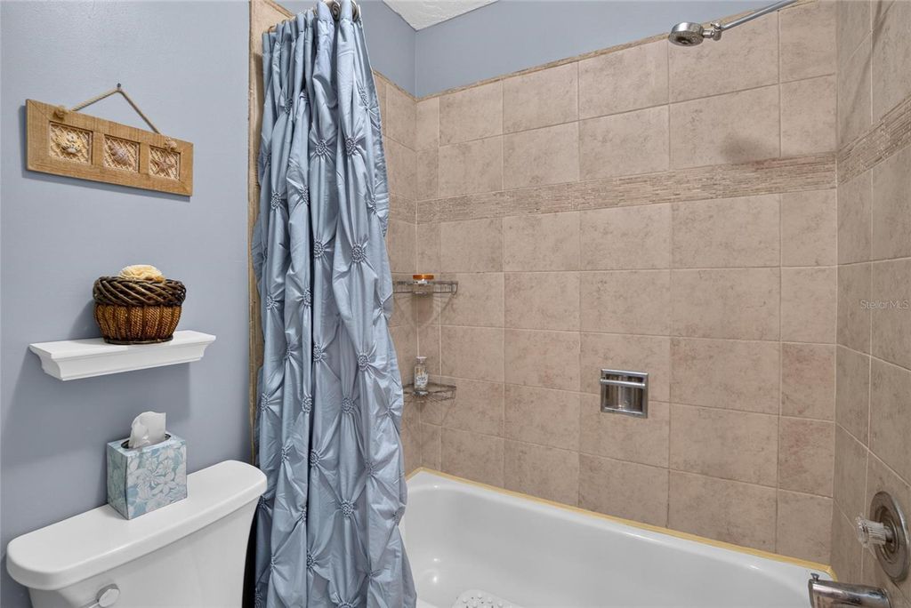 Image 28 of property listing at 15112 ROUNDUP DRIVE, Tampa, FL 33624