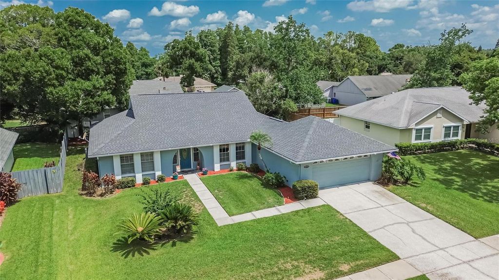 Image 38 of property listing at 15112 ROUNDUP DRIVE, Tampa, FL 33624