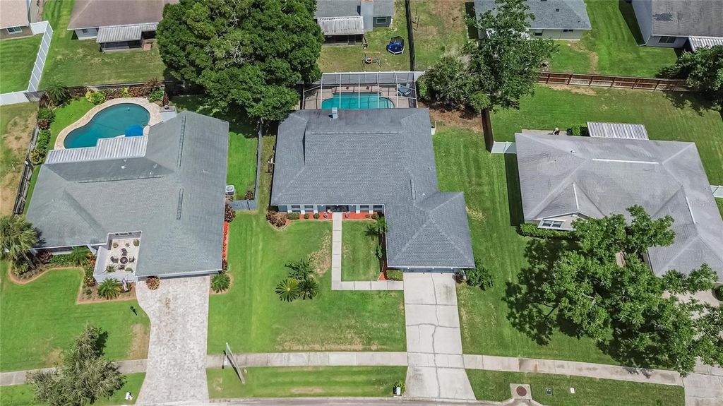 Image 39 of property listing at 15112 ROUNDUP DRIVE, Tampa, FL 33624