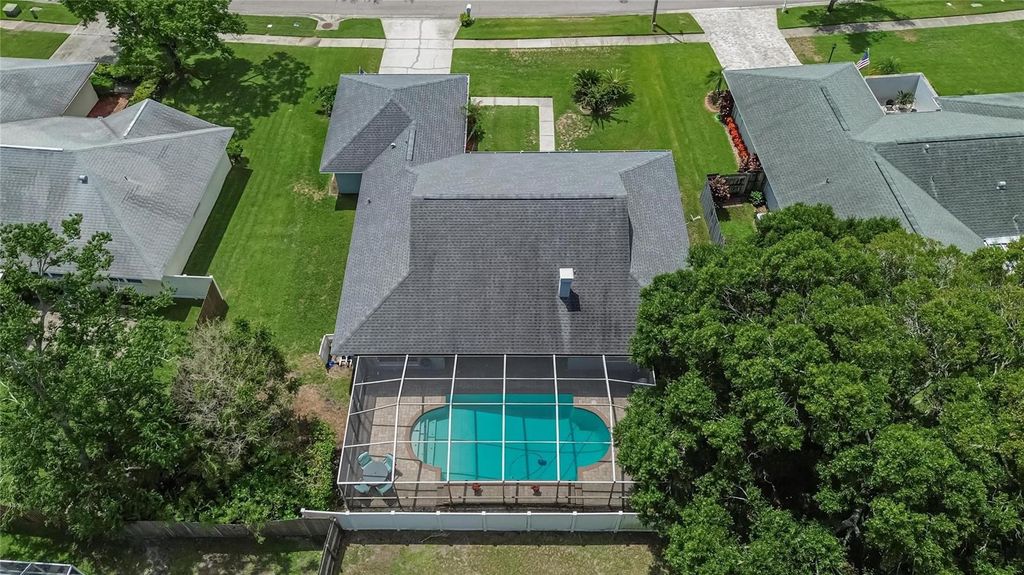 Image 44 of property listing at 15112 ROUNDUP DRIVE, Tampa, FL 33624