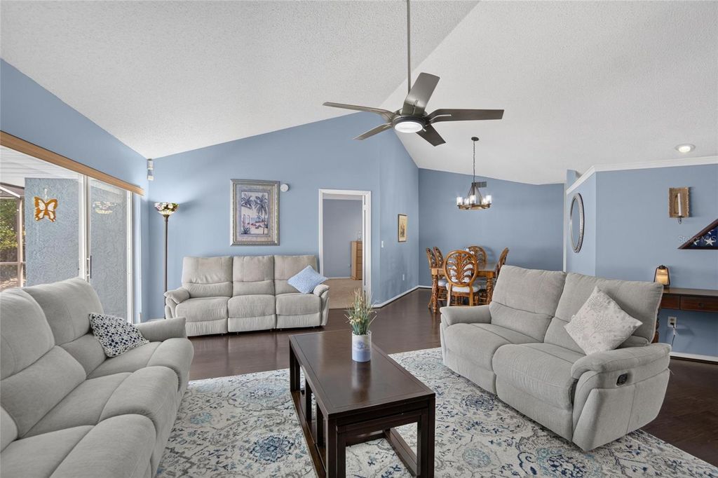 Image 10 of property listing at 15112 ROUNDUP DRIVE, Tampa, FL 33624