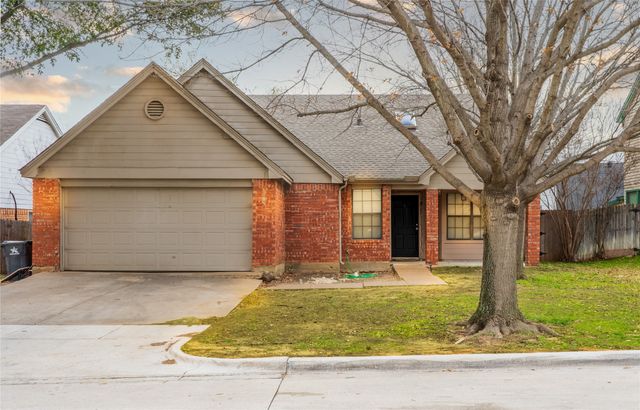 6003 Ivy Glen Drive, Arlington, TX 76017