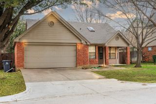6003 Ivy Glen Drive, Arlington, TX 76017
