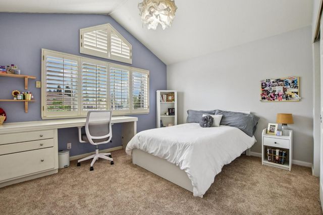 301 Russi Ct, Folsom, CA 95630