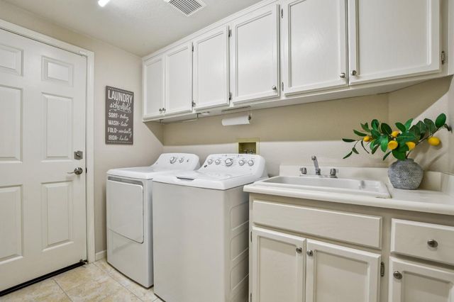 301 Russi Ct, Folsom, CA 95630