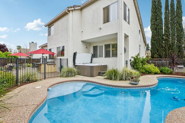 301 Russi Ct, Folsom, CA 95630